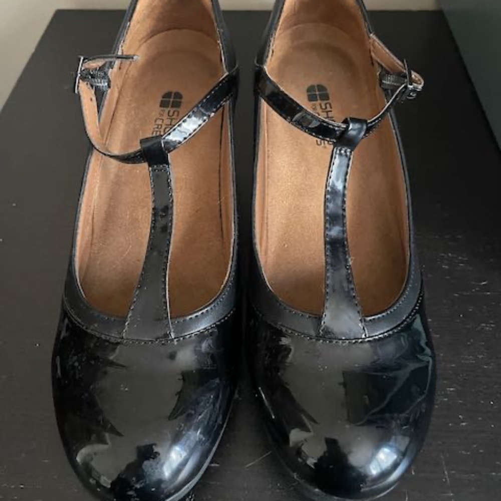 Shoes for Crews  Black Leather Resistant Heels